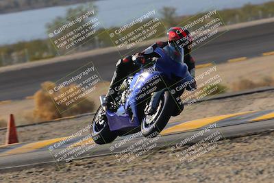 media/Dec-18-2022-SoCal Trackdays (Sun) [[8099a50955]]/Turn 14 (940am)/